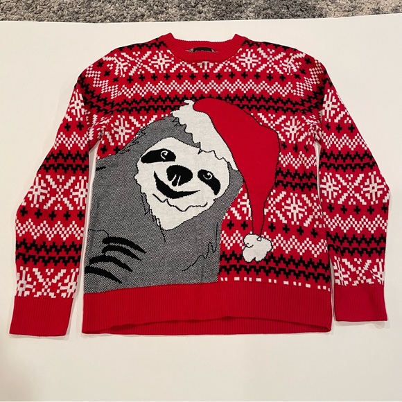 Christmas Sweater Bundle Size Medium - Picture 2 of 10